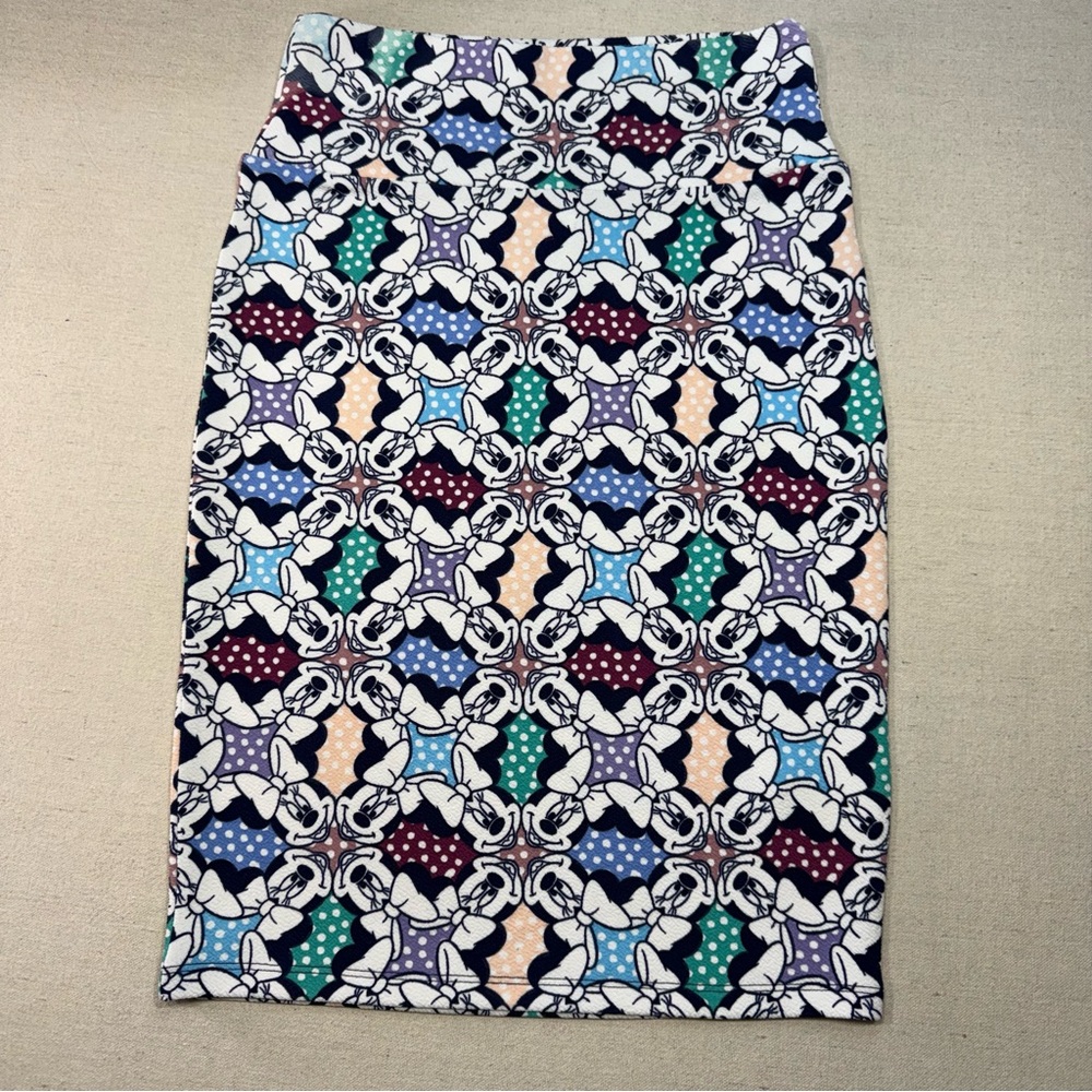 LuLaRoe - Cassie - Minnie Mouse Skirt - Size XS